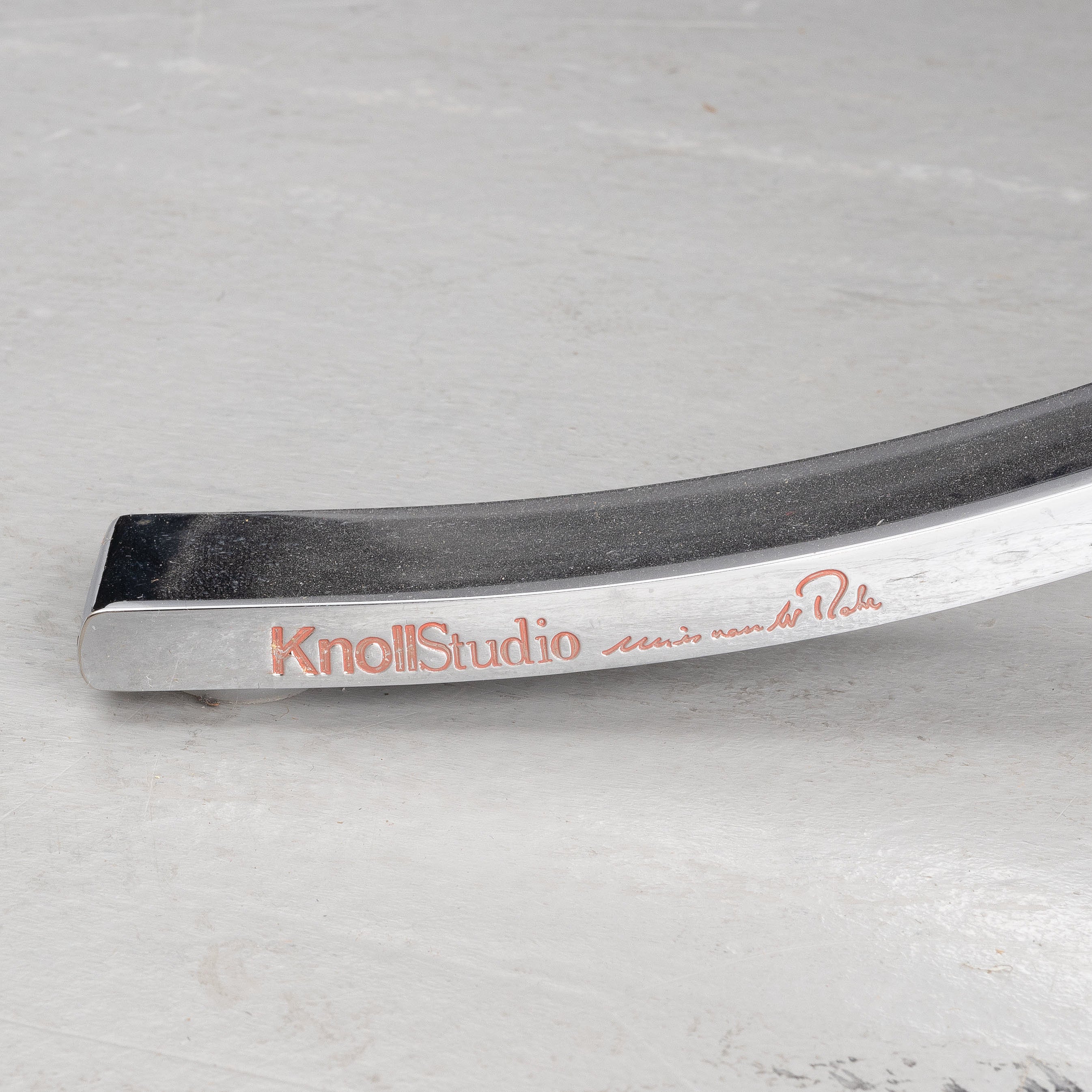 Ludwig Mies van der Rohe Barcelona Lounge Chairs for Knoll, Pair