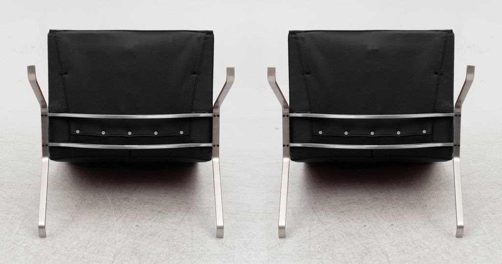 Pair of PK22 Lounge Chairs by Poul Kjærholm for Fritz Hansen
