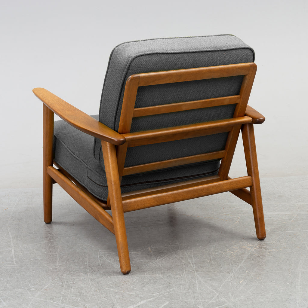 GE233 Armchair and GE233/3 Sofa by Hans J. Wegner for Getama