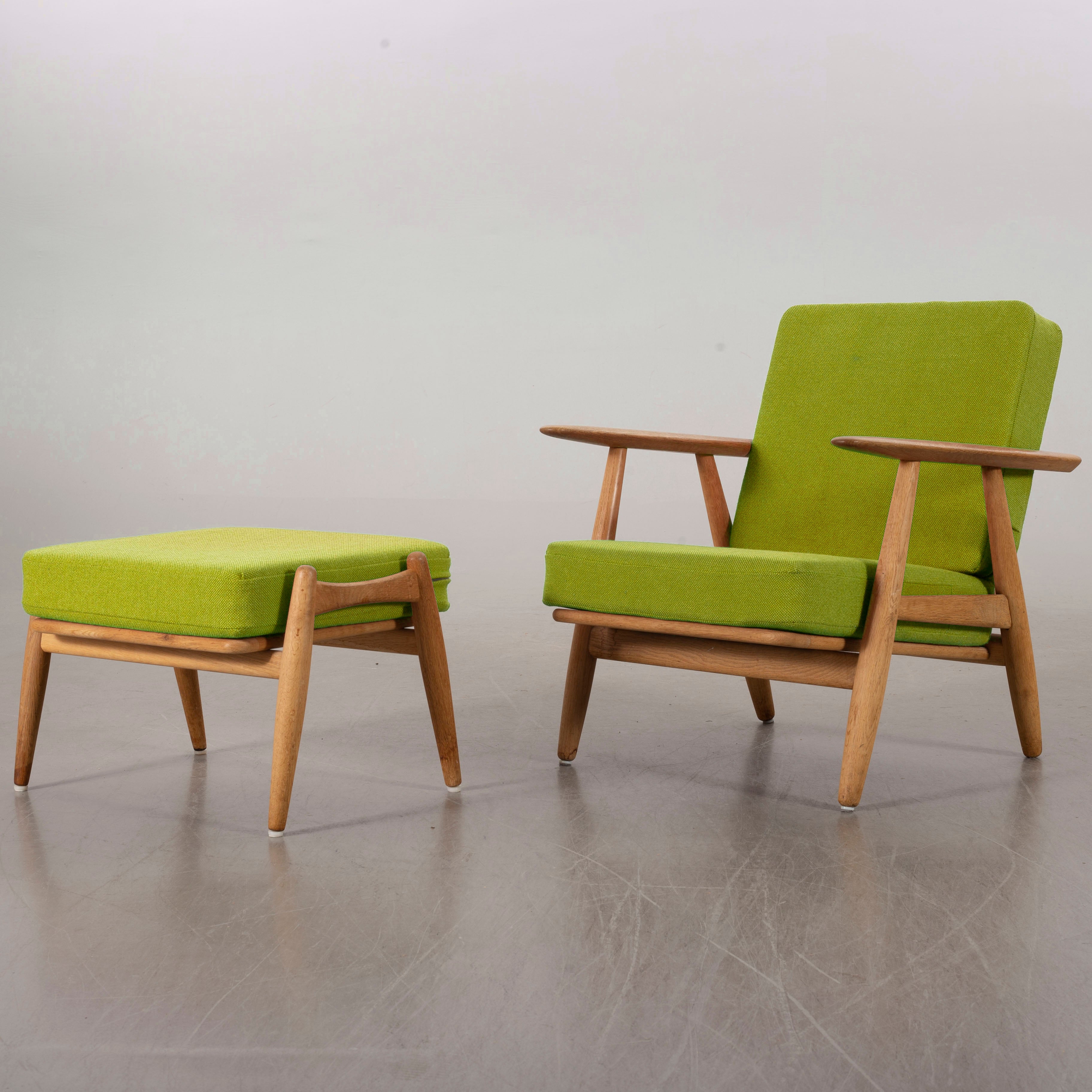Side view of GE-240 Cigarren lounge chair and ottoman by Hans J. Wegner for Getama